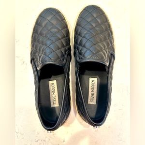 Black Leather Sam Edelman sneakers
